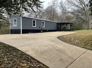 303 Conger St, Cumberland City, TN 37050