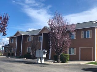 405 Nicka Rd #1, Grandview, WA 98930