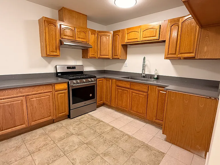 685 Pinto Dr #1 — Photo 2