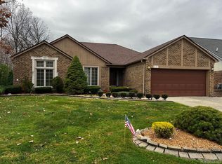 40363 Denbigh Dr, Sterling Heights, MI 48310