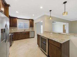 236 NW 3rd Ct, Boca Raton, FL 33432