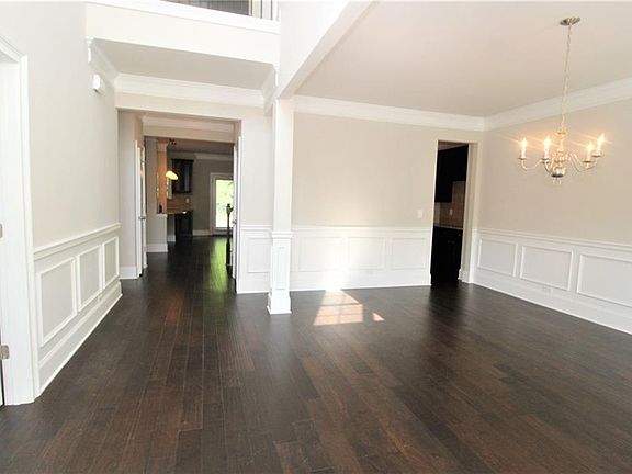 5th image of 3593 Woodshade Dr