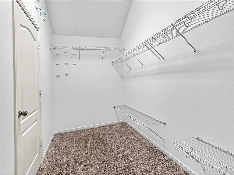12719 Hart Hollow Ln — Photo 24