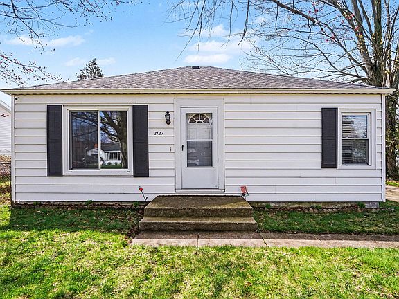 2nd image of 2127 Leif Ave