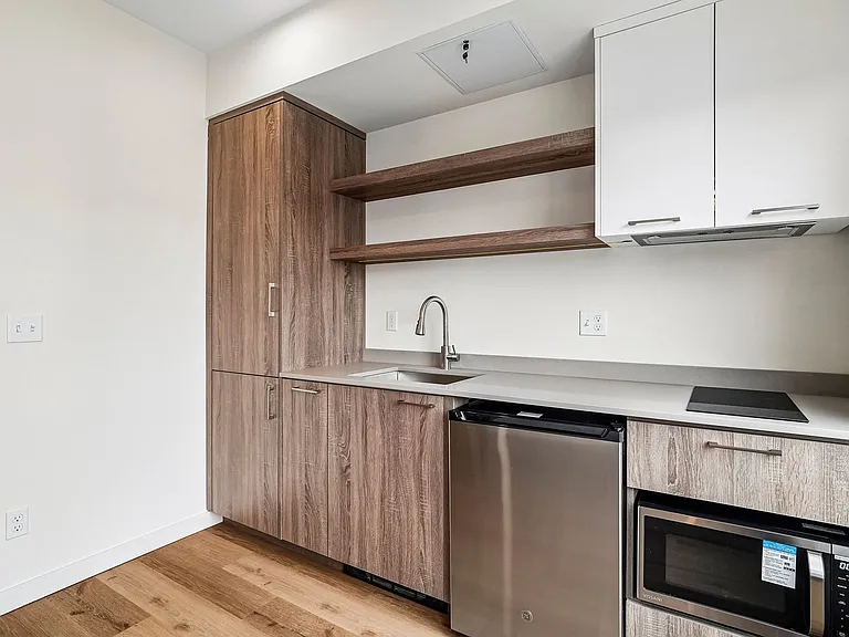 Brand-New Studio Near UW | Furnished Options & Luxury Amenities at Graceland Apartments Seattle — Photo 26