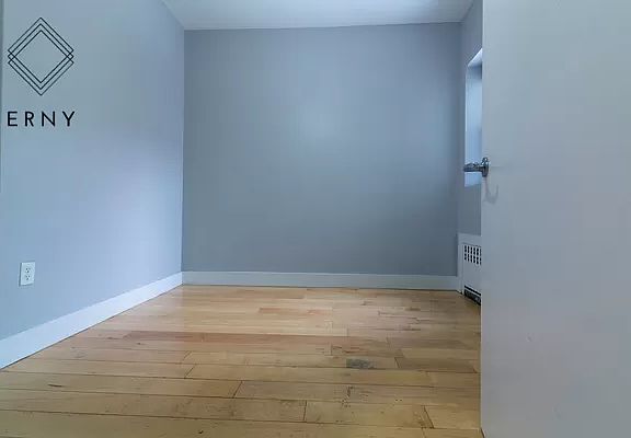 4th image of 415 Chauncey St APT 2