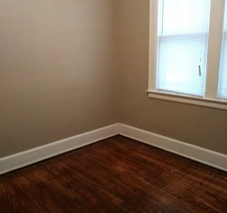 A 3792 Clements 1 bdrm