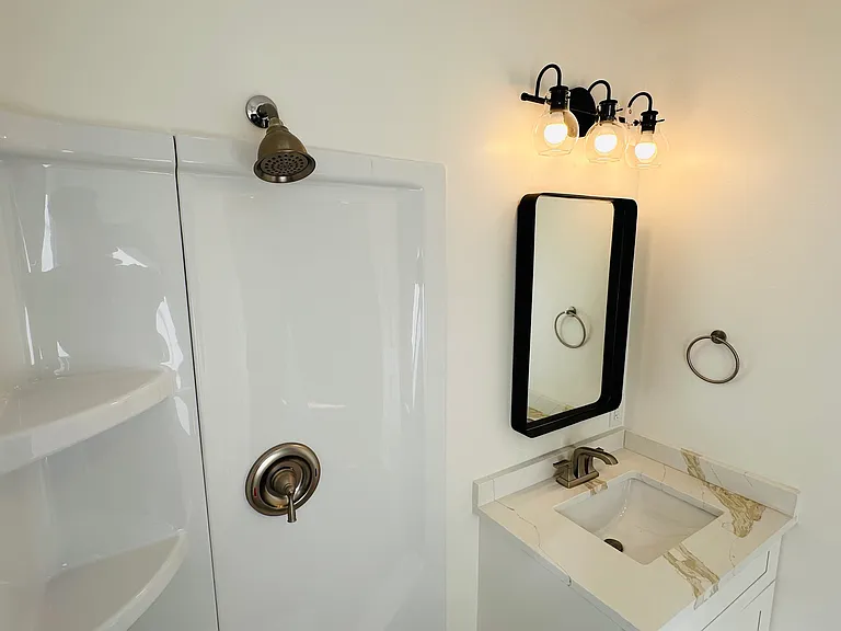 70 E Cleveland Ave — Photo 5