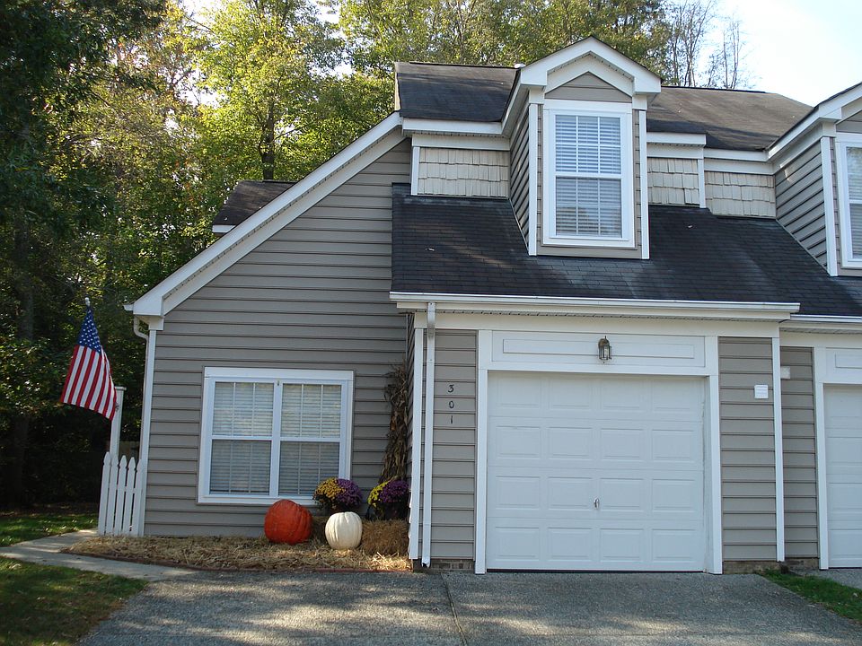 1st image of 301 Dorothy Dr
