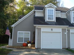 301 Dorothy Dr, Yorktown, VA 23692