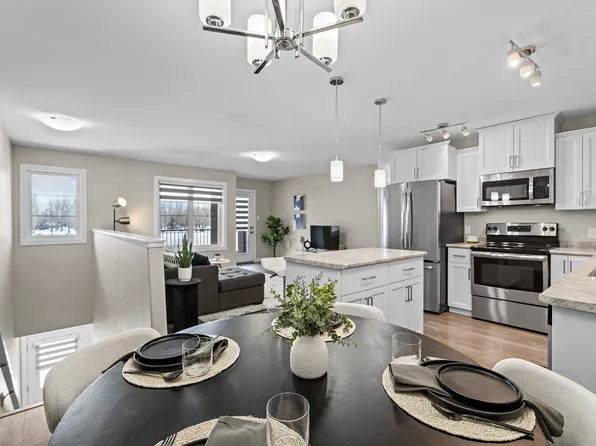 Chester Court Condos, 819 Chester Rd, Moose Jaw, SK S6J 1M2