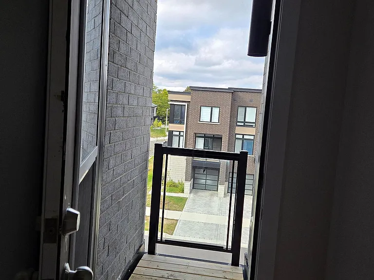 168 Brockley Dr — Photo 22