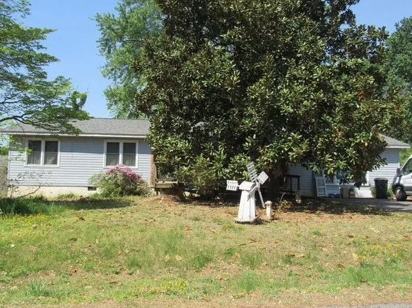 29807 King Rd, Mechanicsville, MD 20659
