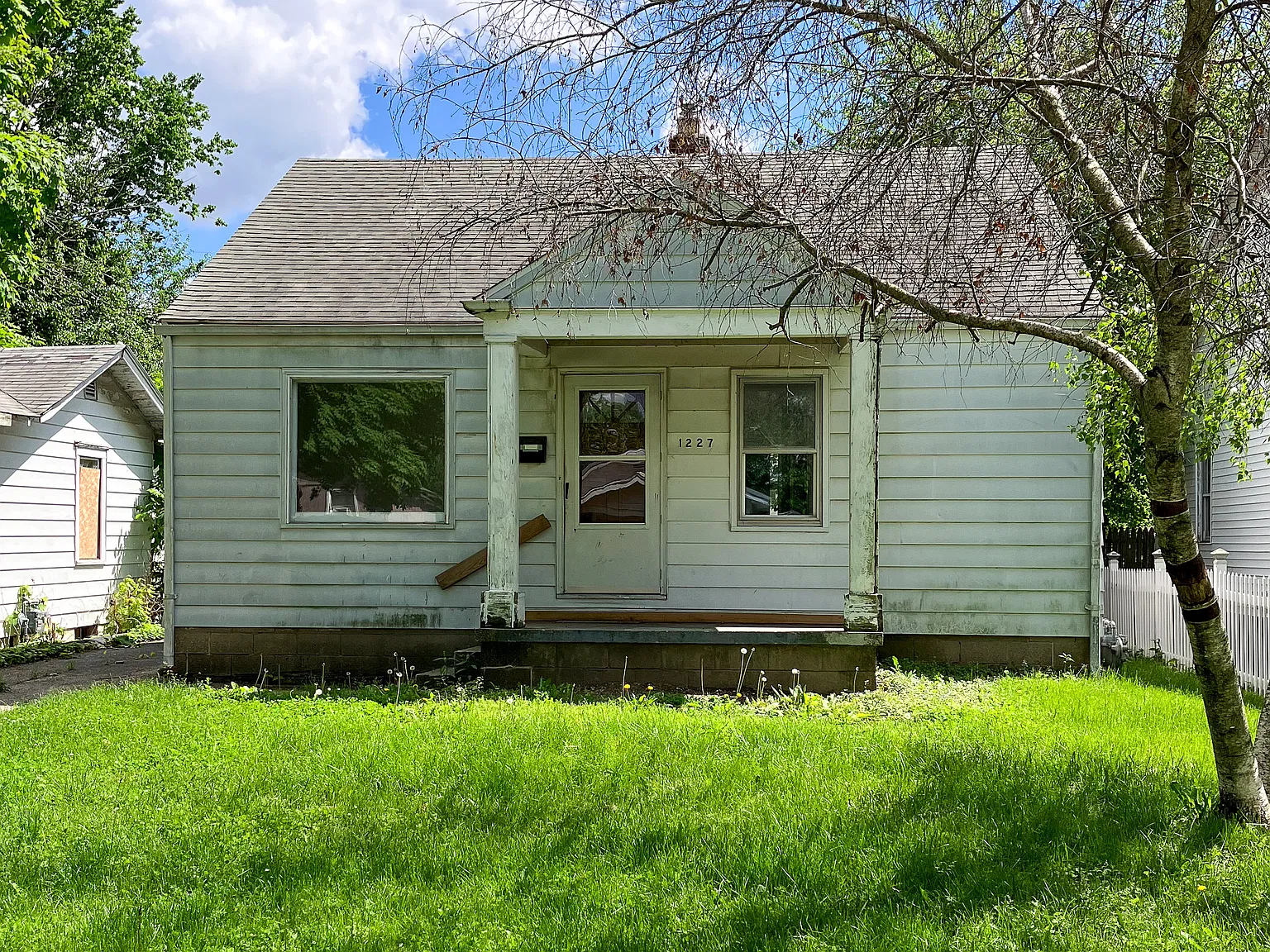 2 bed, 784 sqft, $875 — Photo 1
