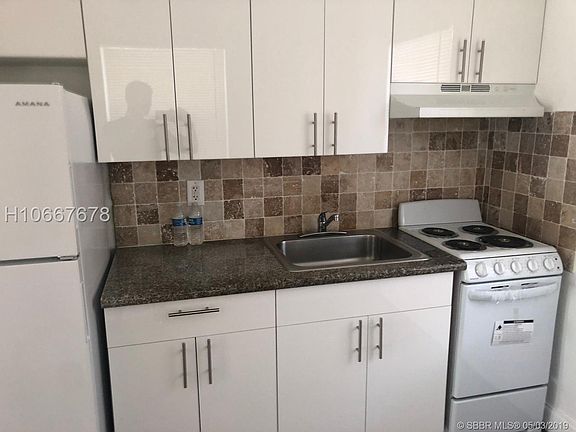 3rd image of 2320 N 19th Ave APT 7