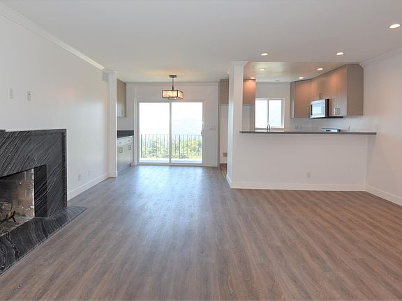 4th image of 2164 La Canada Crest Dr #3