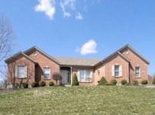 3999 Teresa Ann Dr, Hamilton, OH 45011