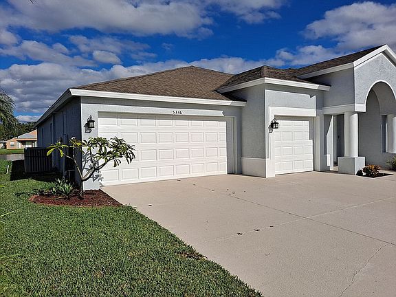 3rd image of 5336 Spectacular Bid Dr