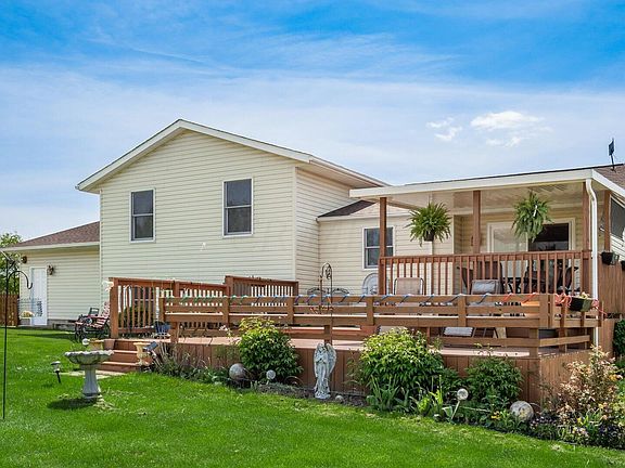 2nd image of 313 Hickory Way