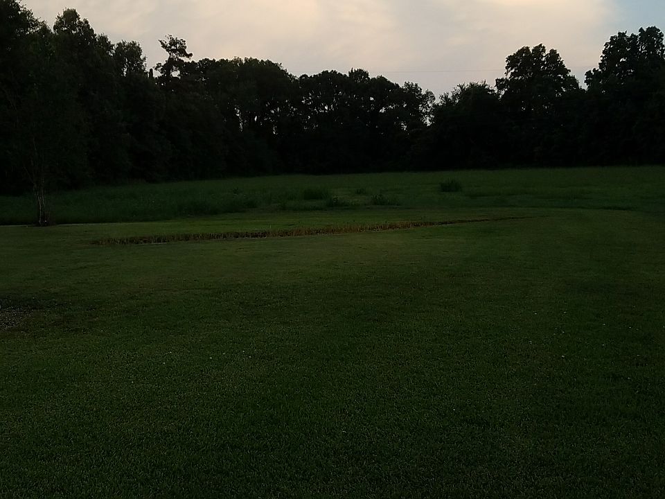 2nd image of 806 Harper Loop
