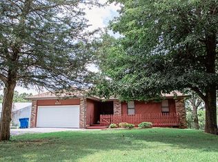 4151 N Farm Road 143, Springfield, MO 65803