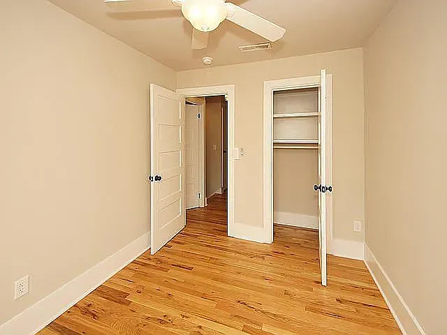 447 N Nassau St — Photo 15