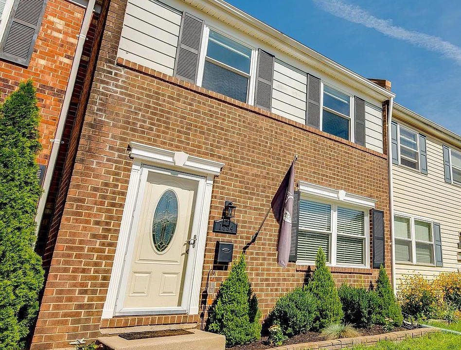 1st image of 1694 Forest Hill Ct