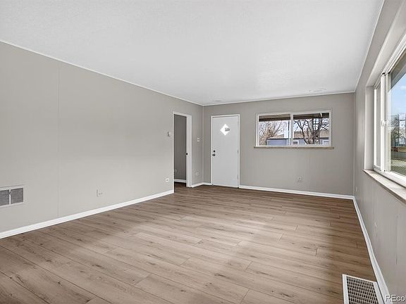 5th image of 705 Perry Street