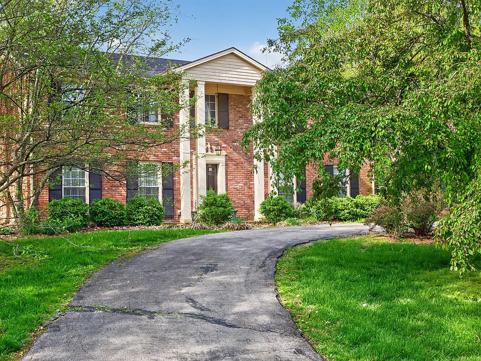 1st image of 10 Breckenridge Blvd