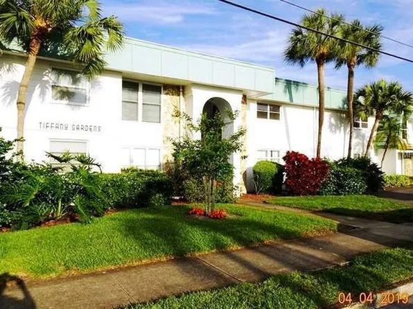 3100 Hartford St N APT 210, Saint Petersburg, FL 33713