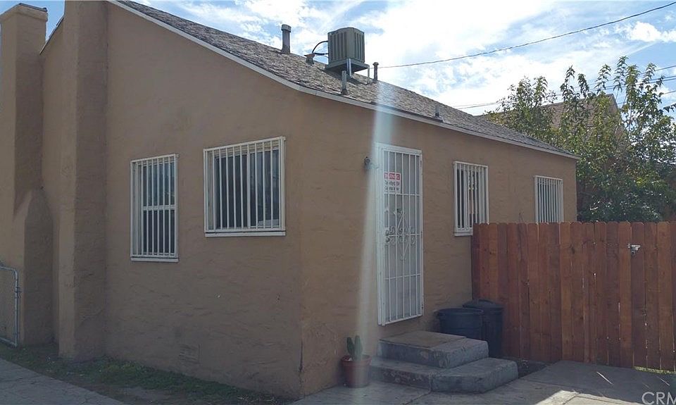 1st image of 1172 N Mayfield Ave APT A