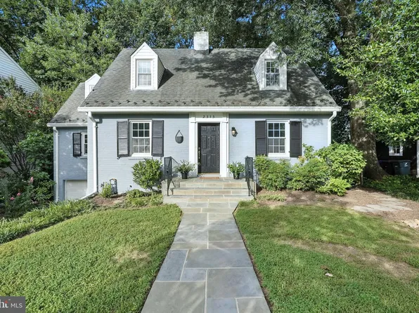 2313 N Wakefield St, Arlington, VA 22207