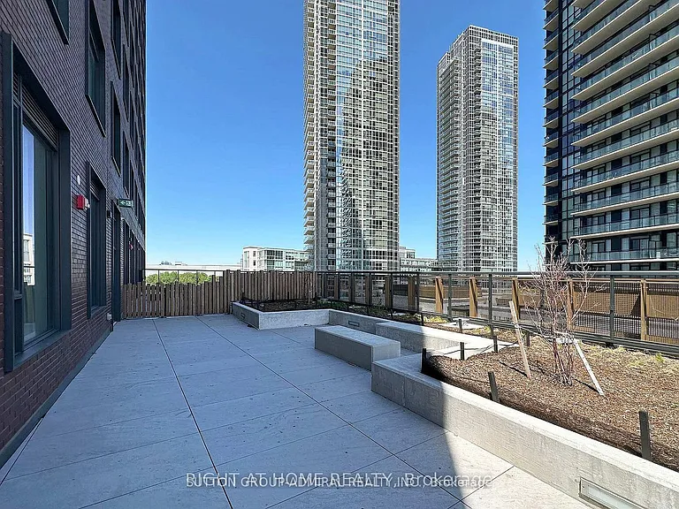 2920 Highway 7 Rd #3004 — Photo 27