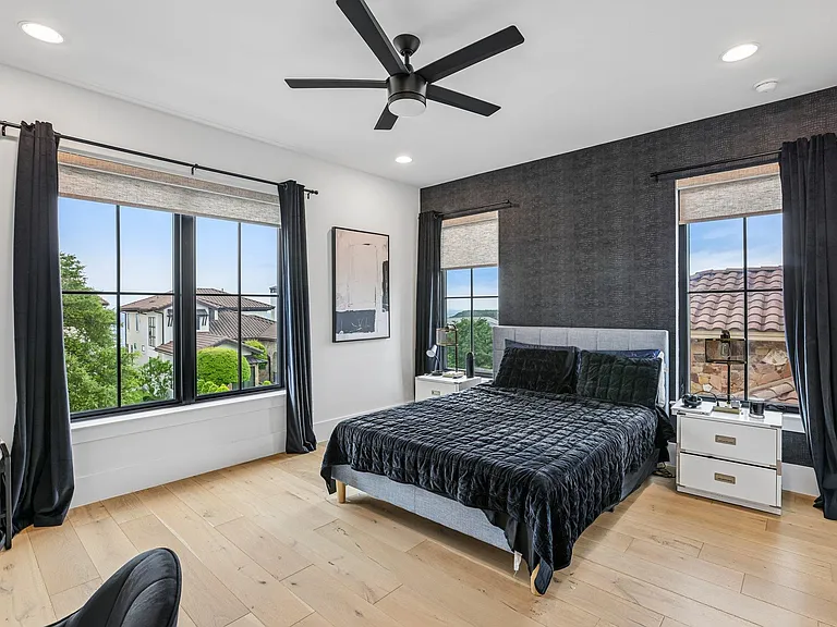 7021 Cielo Azul Pass — Photo 21