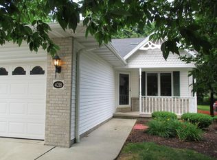 4218 Ray St, Manitowoc, WI 54220