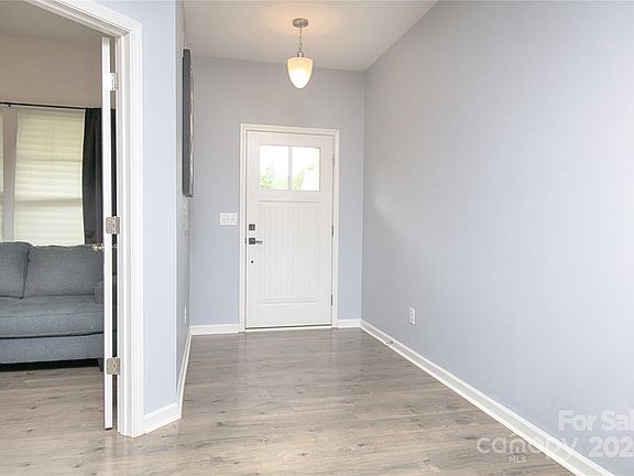 2nd image of 133 Jobe Dr