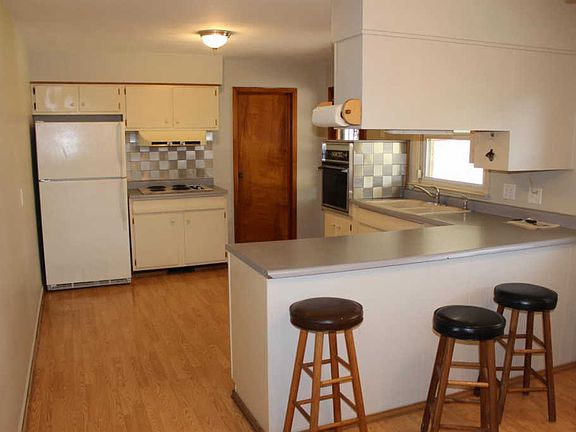 3rd image of 4623 Timber Trail Dr