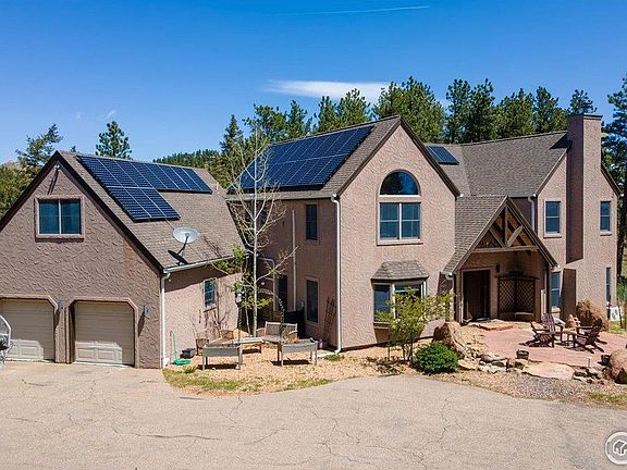 3rd image of 1057 Reed Ranch Rd