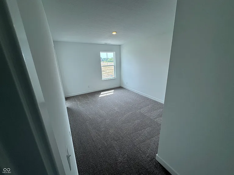 1124 Tansley Ln — Photo 16