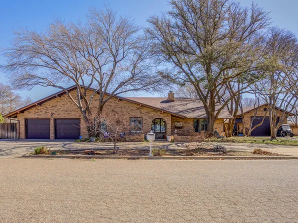 1606 Avenue J, Abernathy, TX 79311