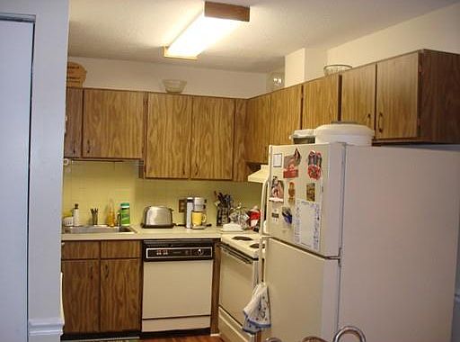 3rd image of 15 Thayer Pond Dr #1