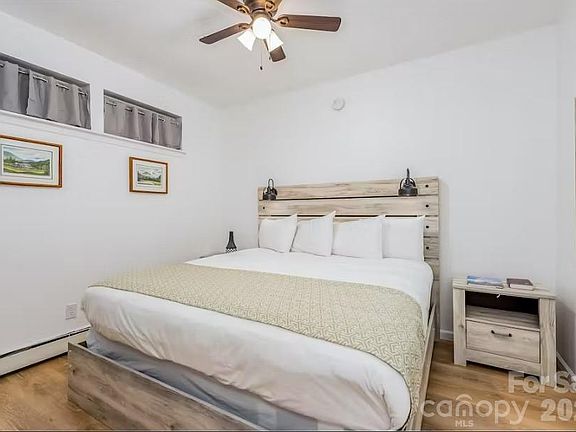 5th image of 115 Old Mill Rd #402-403-401