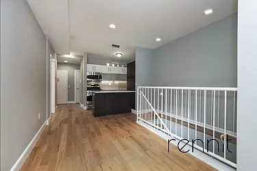 Rented by Rennit Inc.