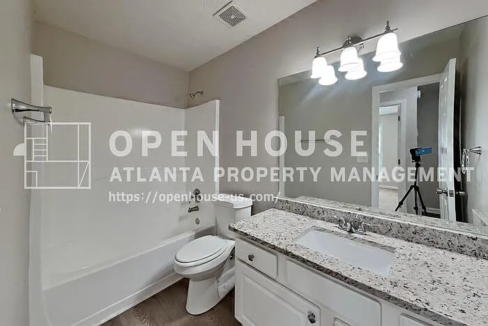 1096 Sham Pointe Dr — Photo 19