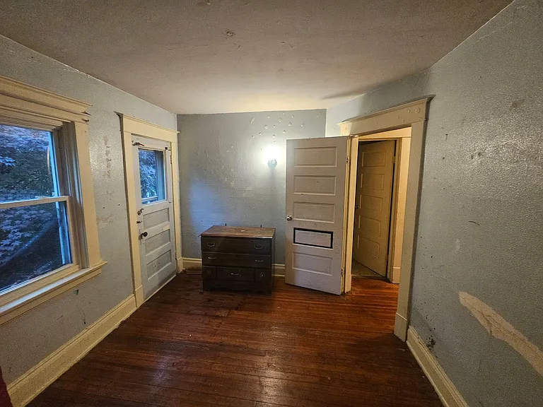 516 E Hudson St — Photo 13