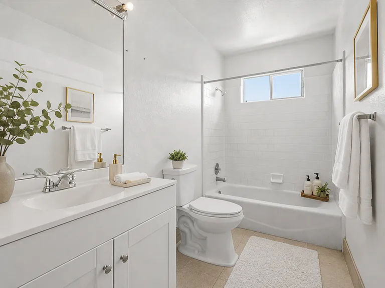 3255 Neil Rd #B — Photo 25