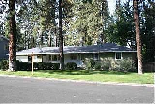 1st image of 820 W Rolland Ave