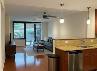 700 Grove St APT 2V, Jersey City, NJ
