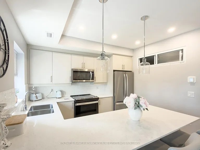 119 Lincoln St #104 — Photo 16