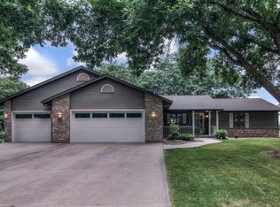2915 Cheyenne Dr, Onalaska, WI 54650